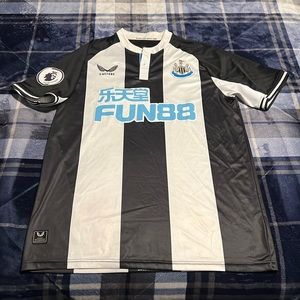 Newcastle United 2021/22 Castore Home Premier League jersey